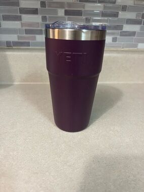 Yeti Tumbler in Plum with Clear Lid and Stainless Rim